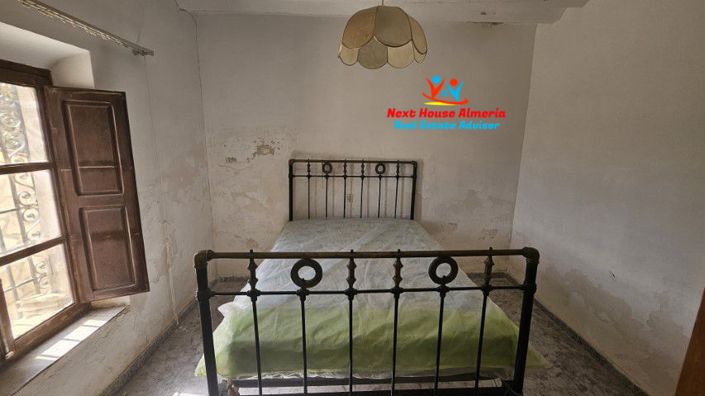 Image No.32-5 Bed Country House for sale