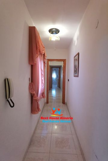 Image No.15-5 Bed Townhouse for sale