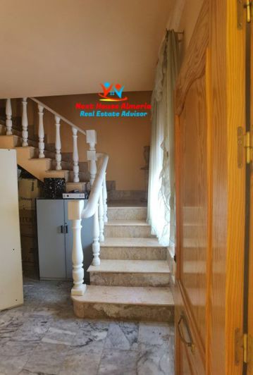 Image No.3-5 Bed Townhouse for sale