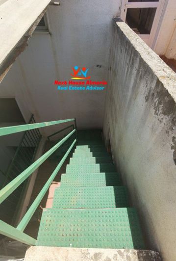 Image No.39-5 Bed Townhouse for sale