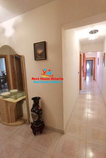 Image No.4-5 Bed Townhouse for sale