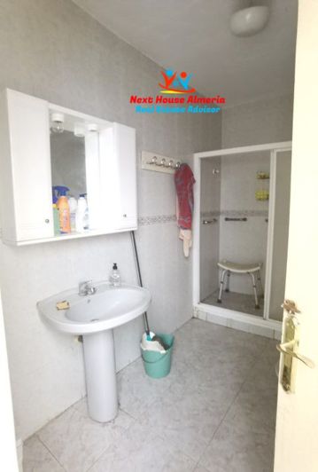 Image No.47-5 Bed Townhouse for sale