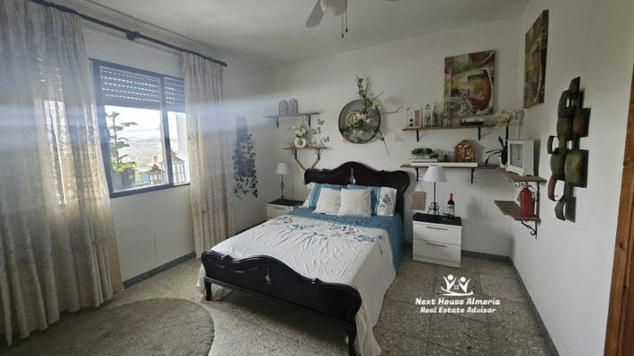 Image No.46-Maison de ville de 7 chambres à vendre à Cullar