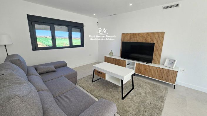 Image No.12-3 Bed Villa for sale