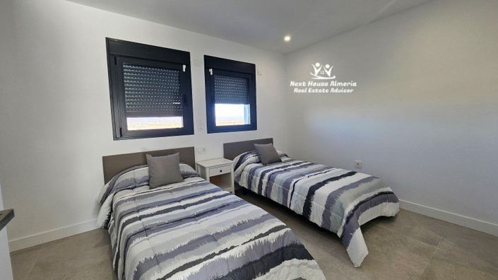 Image No.15-3 Bed Villa for sale