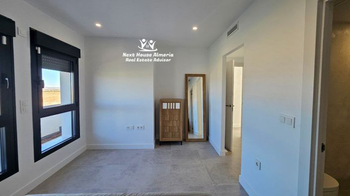 Image No.28-3 Bed Villa for sale