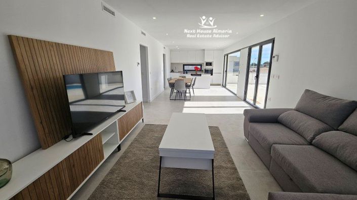 Image No.31-3 Bed Villa for sale