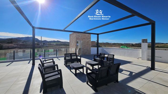 Image No.44-3 Bed Villa for sale