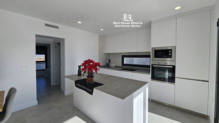 Image No.9-3 Bed Villa for sale