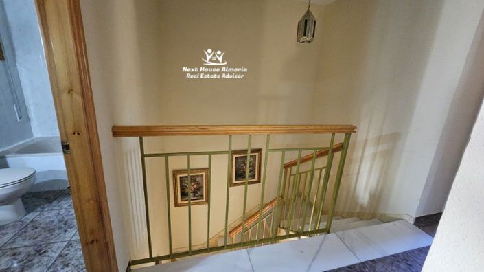 Image No.37-3 Bed Townhouse for sale