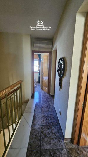 Image No.41-3 Bed Townhouse for sale