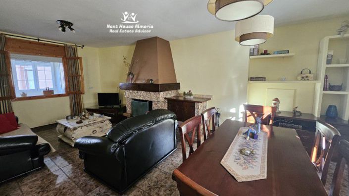 Image No.9-3 Bed Townhouse for sale