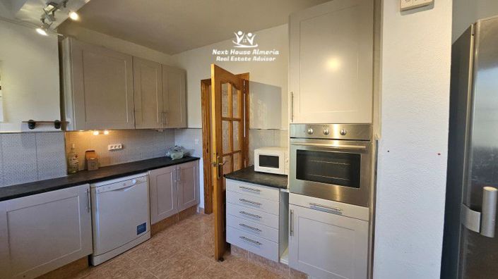 Image No.39-3 Bed Country House for sale