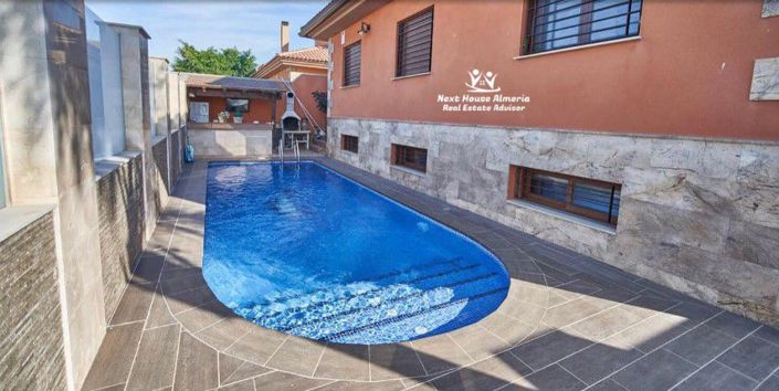 Image No.2-Villa de 4 chambres à vendre à Pulpí