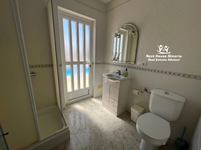 Image No.32-4 Bed Villa for sale