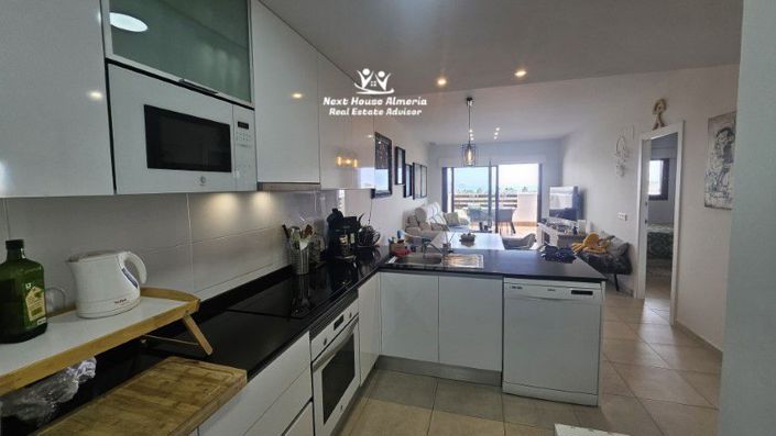 Image No.37-3 Bed Apartment for sale