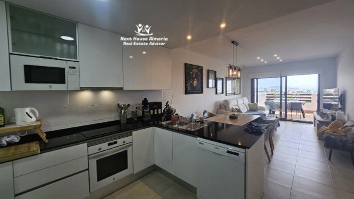 Image No.38-3 Bed Apartment for sale