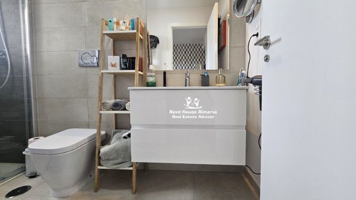 Image No.43-3 Bed Apartment for sale