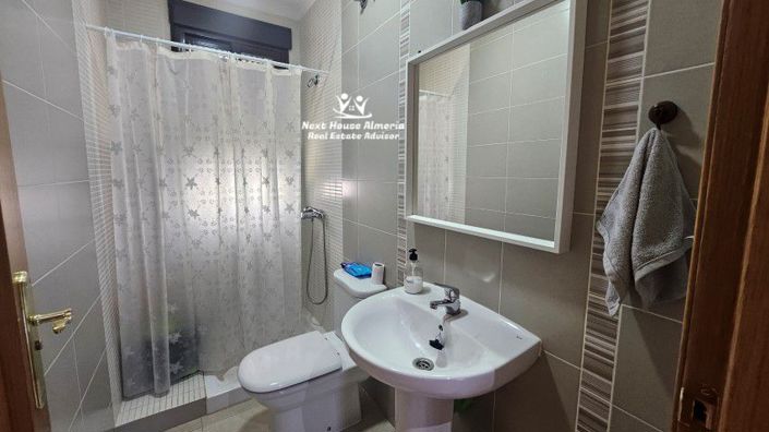 Image No.19-2 Bed Apartment for sale