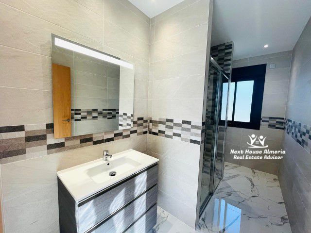 Image No.21-3 Bed Villa for sale