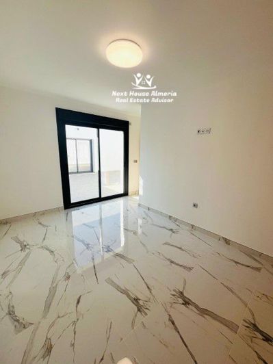 Image No.23-3 Bed Villa for sale