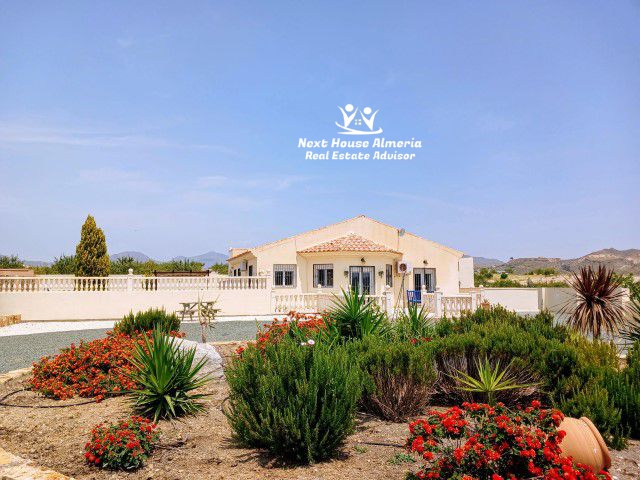 Image No.1-3 Bed Villa for sale