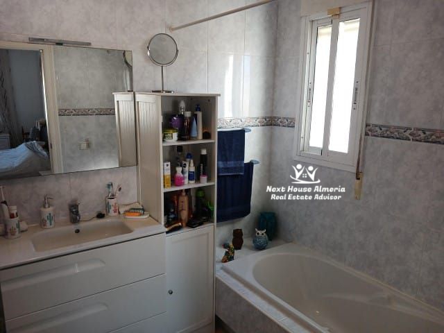 Image No.18-Villa de 4 chambres à vendre à Arboleas