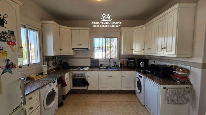 Image No.21-4 Bed Villa for sale