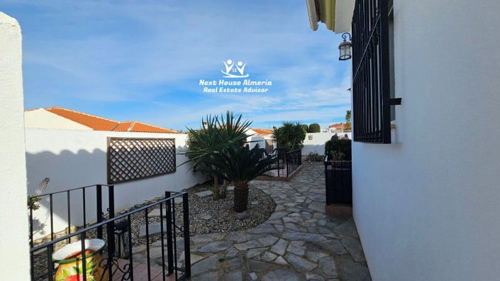 Image No.9-4 Bed Villa for sale