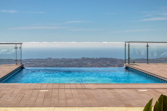 Image No.15-7 Bed Villa for sale