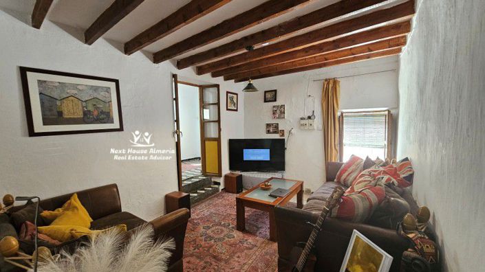 Image No.26-5 Bed Townhouse for sale