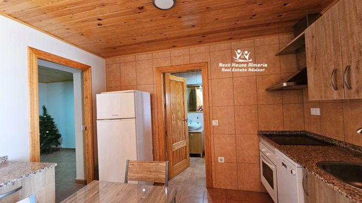 Image No.12-4 Bed Country House for sale