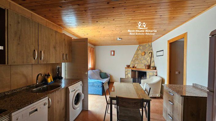 Image No.17-4 Bed Country House for sale