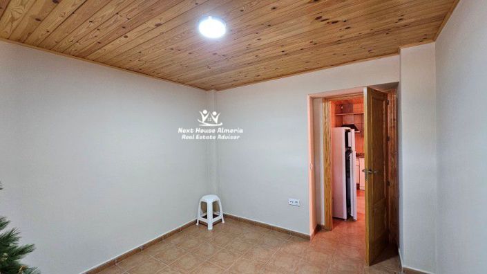 Image No.19-4 Bed Country House for sale