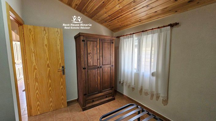 Image No.47-4 Bed Country House for sale