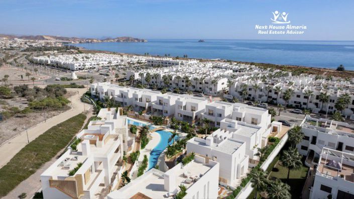 Image No.1-3 Bed Villa for sale