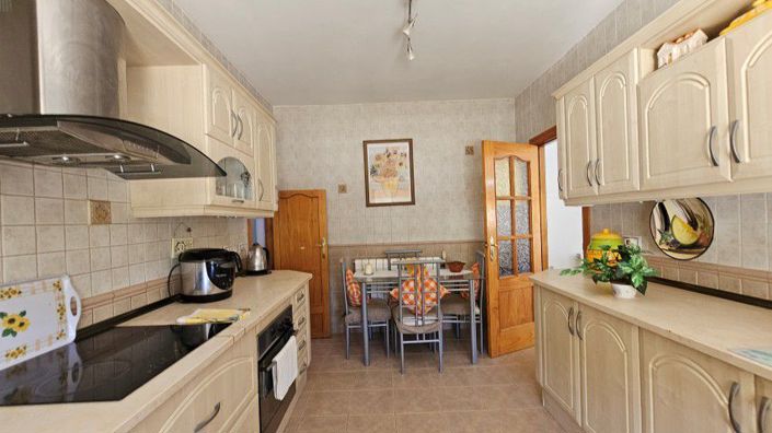 Image No.28-3 Bed Villa for sale
