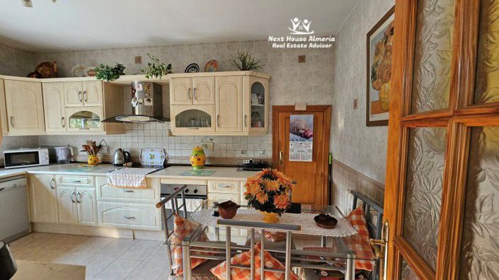 Image No.42-3 Bed Villa for sale