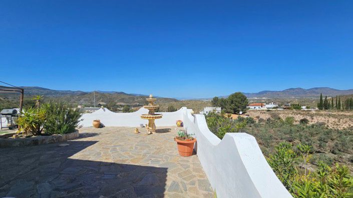 Image No.8-3 Bed Villa for sale