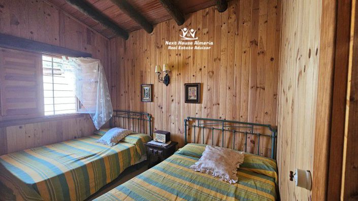 Image No.32-2 Bed Country House for sale