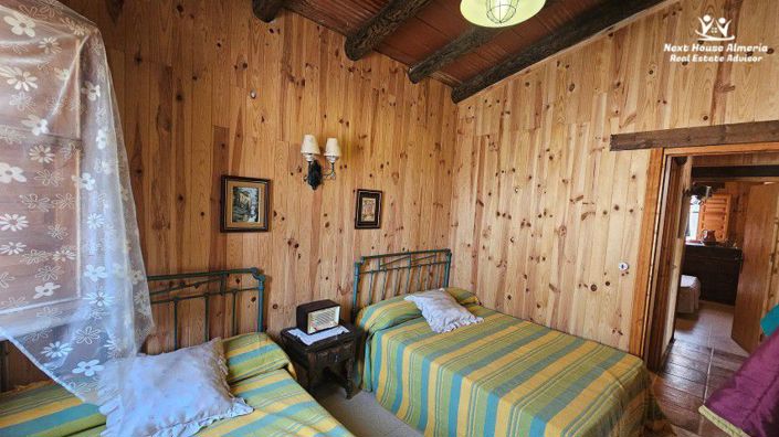 Image No.33-2 Bed Country House for sale