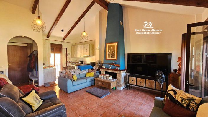 Image No.15-2 Bed Townhouse for sale