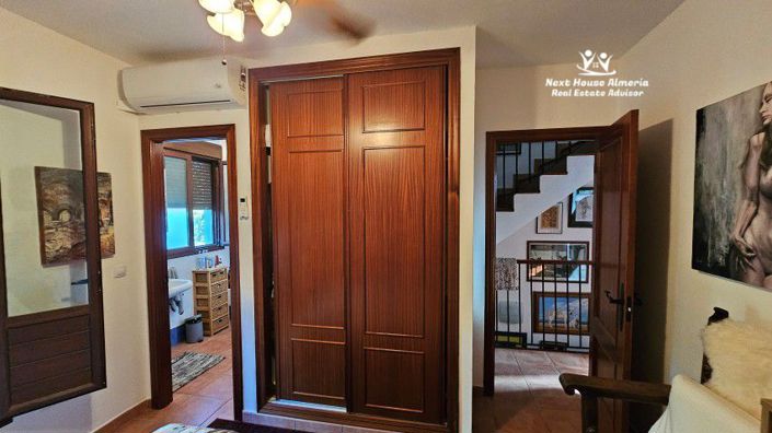 Image No.28-2 Bed Townhouse for sale