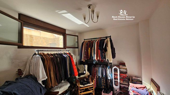 Image No.30-2 Bed Townhouse for sale