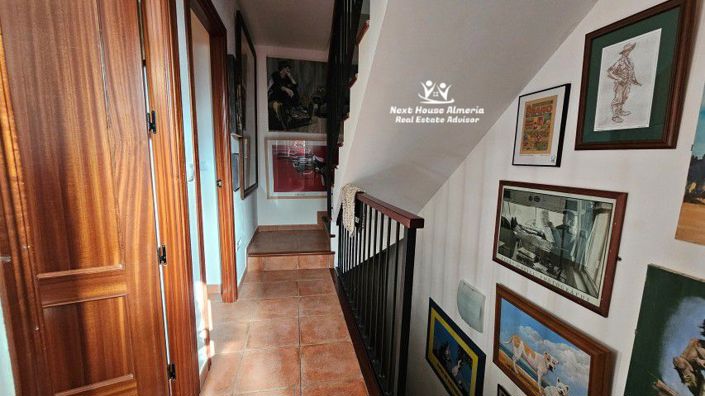 Image No.32-2 Bed Townhouse for sale