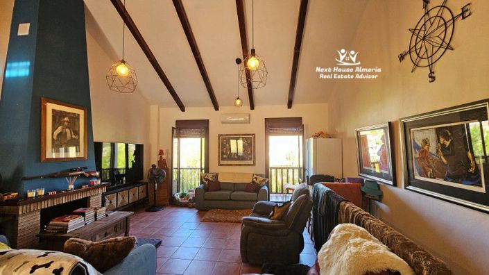 Image No.6-2 Bed Townhouse for sale