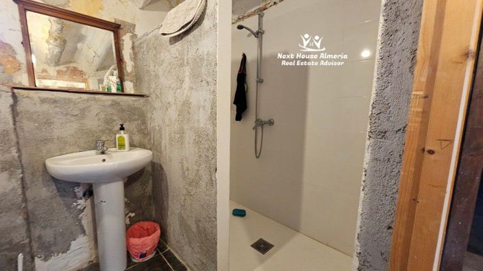 Image No.20-Maison de campagne de 6 chambres à vendre à Oria