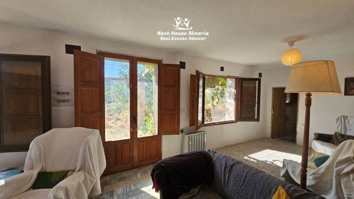 Image No.25-Maison de campagne de 6 chambres à vendre à Oria