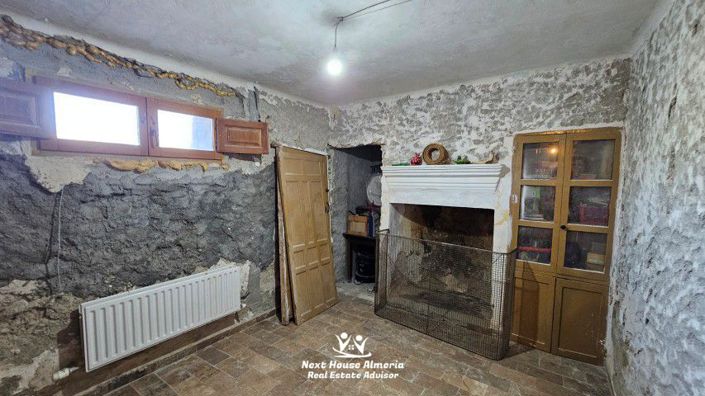 Image No.32-Maison de campagne de 6 chambres à vendre à Oria