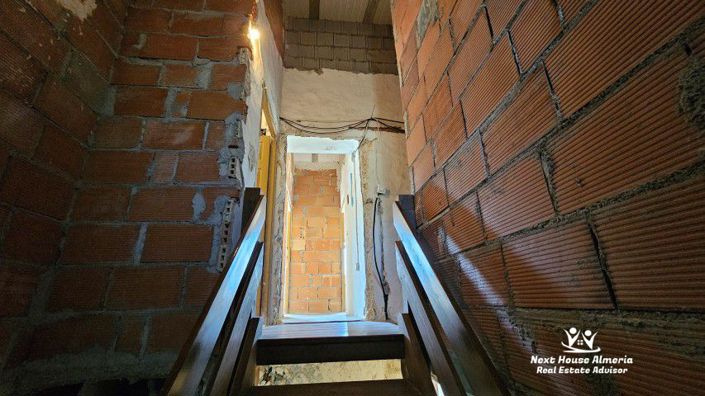 Image No.34-Maison de campagne de 6 chambres à vendre à Oria